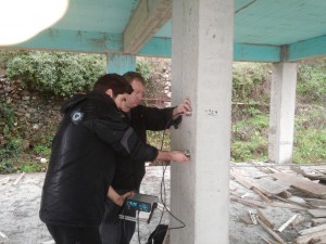 Συσκευή υπερήχων σε μέτρηση σκυροδέματος